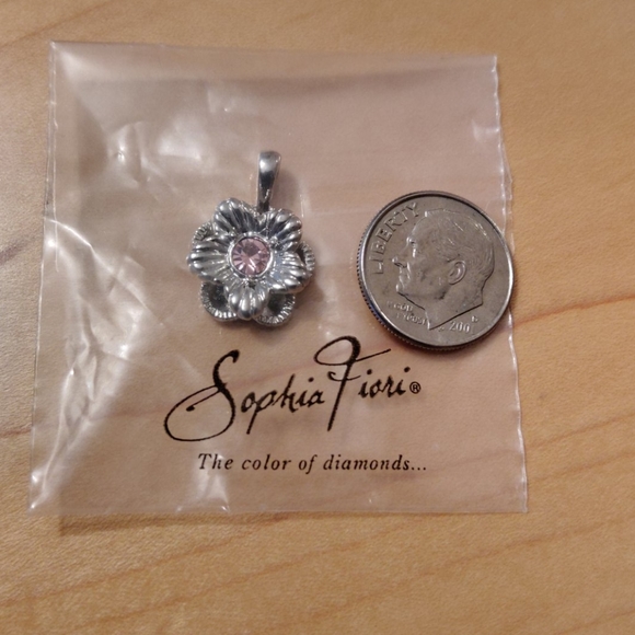 Sophia Fiori 2 Silver with Pink Sapphire Pendants - Picture 5 of 7